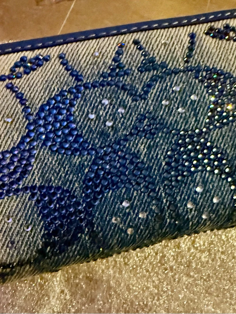 BNWT!!! Coach Denim Crystal Signature Essential Slim Card Case 💙💙